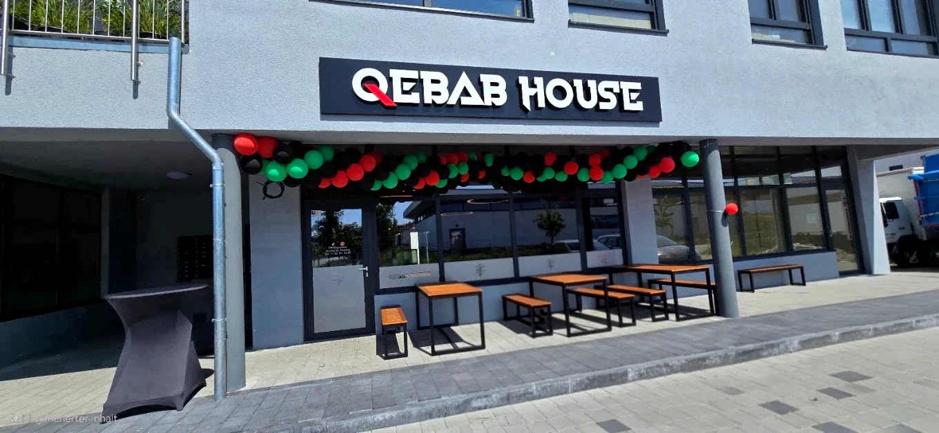 Originalaufnahme der Qebab-House-Außenansicht